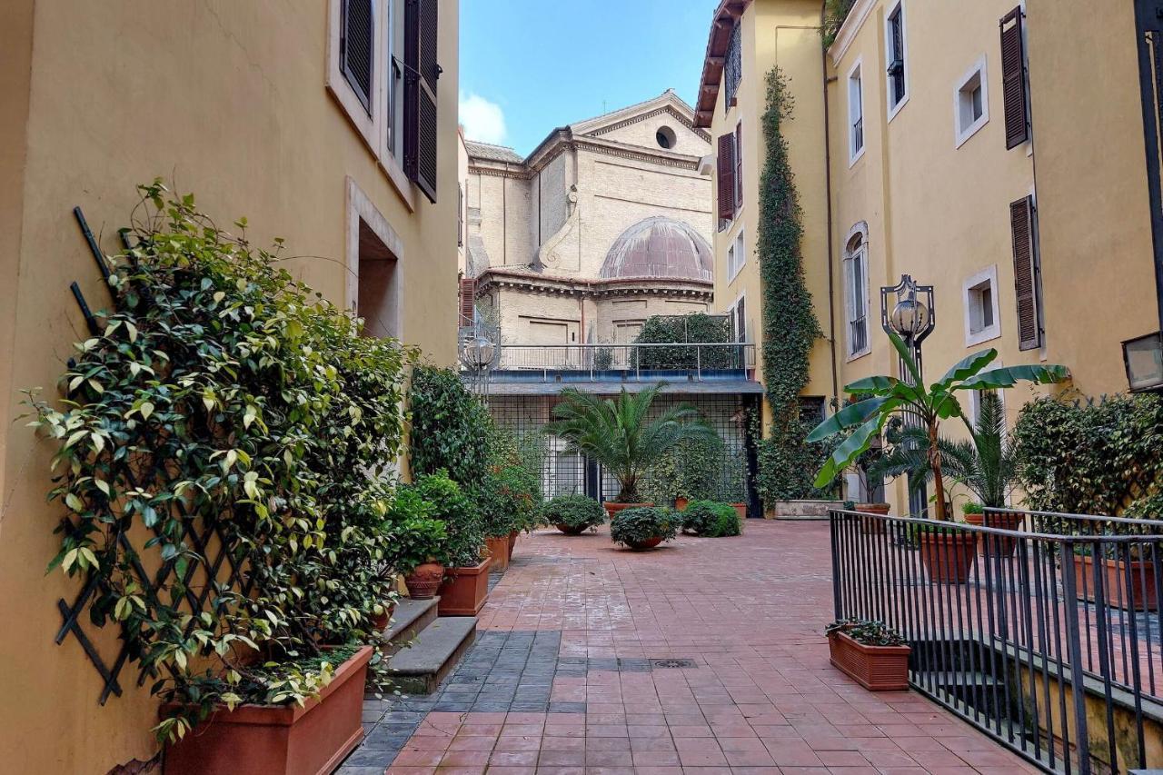 Luxury Di San Giacomo Appartement Rome Buitenkant foto